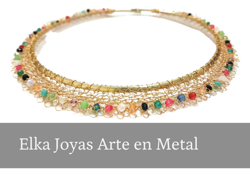 Nuestra pasión por este trabajo, nos hace querer compartir contigo, nuestros talleres, cursos y accesorios. Si deseas aprender a realizar tus joyas instantáneas, con hilo de metales nobles bañado en plata, en la que podrás realizar accesorios sin necesidad de soldar ó aplicar técnicas de calor, cone